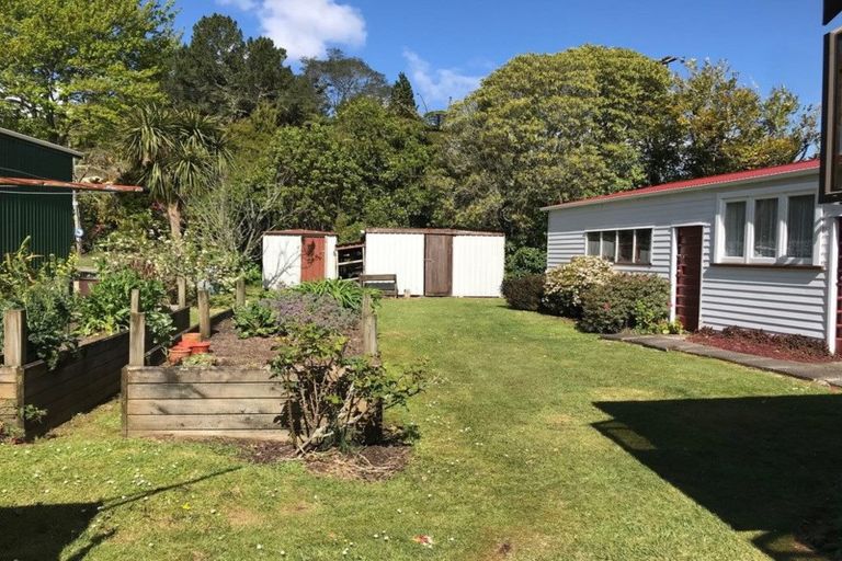 Photo of property in 31 Tombleson Road, Lake Rotoma, Rotorua, 3074