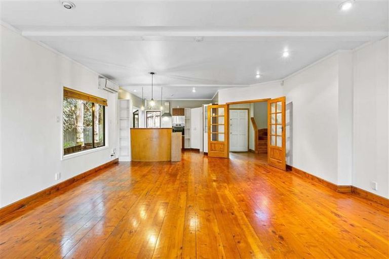 Photo of property in 35a Forest Hill Road, Henderson, Auckland, 0612
