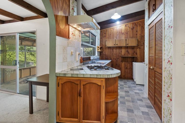 Photo of property in 12 Whangarei Heads Road, Onerahi, Whangarei, 0110