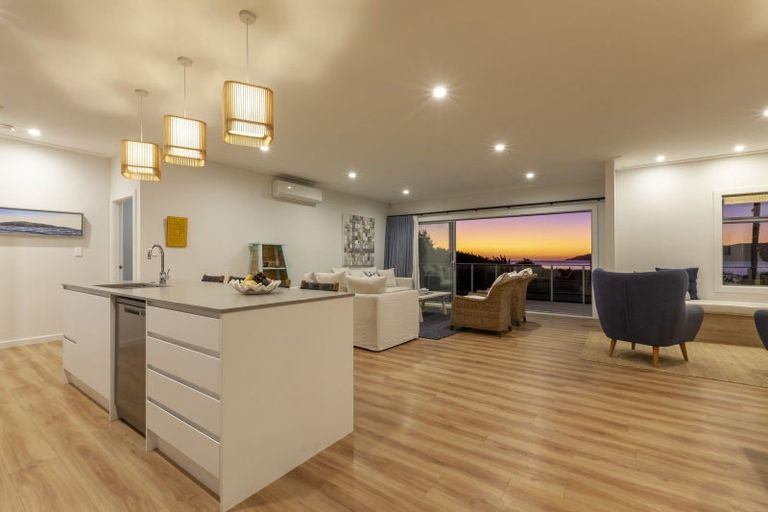 Photo of property in 68 Marine Parade, Paraparaumu Beach, Paraparaumu, 5032