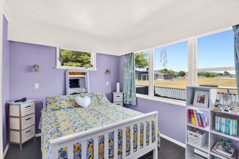 Photo of property in 2 Bowen Street, Levin, 5510