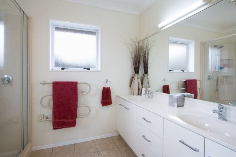 Photo of property in 5 Belmont Rise, Katikati, 3129