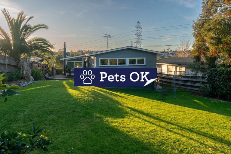 Photo of property in 7 Arlette Place, Massey, Auckland, 0614