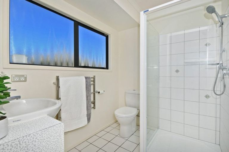 Photo of property in 23 Chatsfield Place, Te Kamo, Whangarei, 0112