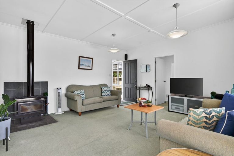 Photo of property in 5 Heather Street, Mangawhai Heads, Mangawhai, 0505