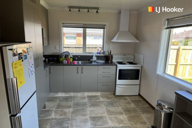 Photo of property in 12b Queens Drive, Saint Kilda, Dunedin, 9012