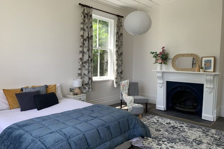 Photo of property in 19 Oxford Street, Marton, 4710