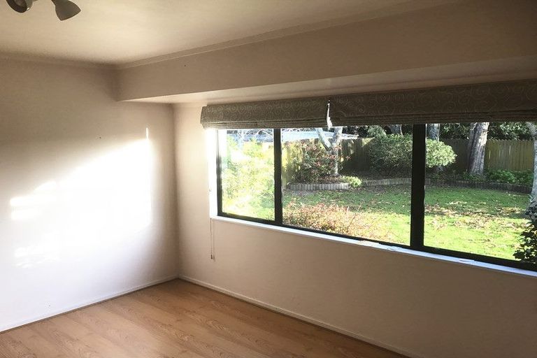 Photo of property in 31 Lemonwood Place, The Gardens, Auckland, 2105
