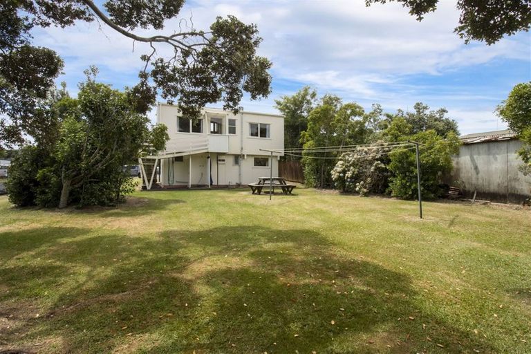 Photo of property in 48 Hillview Road, Waihi Beach, 3611