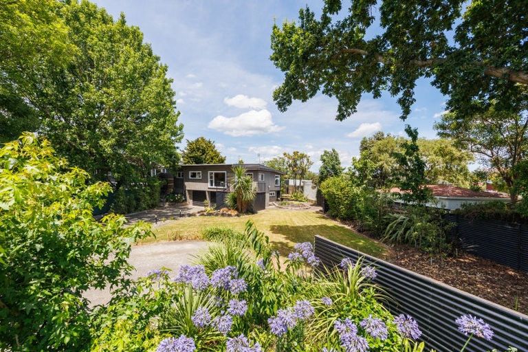 Photo of property in 12 Kent Crescent, Awapuni, Palmerston North, 4412