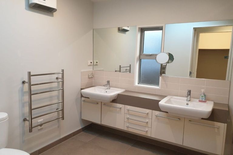 Photo of property in 7 Maurice Knowles Lane, Cashmere, Christchurch, 8022