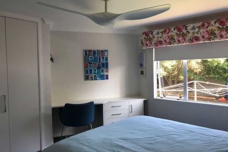 Photo of property in 6 Armitage Place, Tuakau, 2121