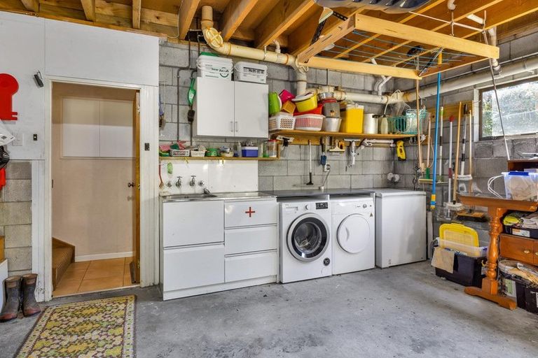 Photo of property in 9 Burnside Avenue, Hawera, 4610