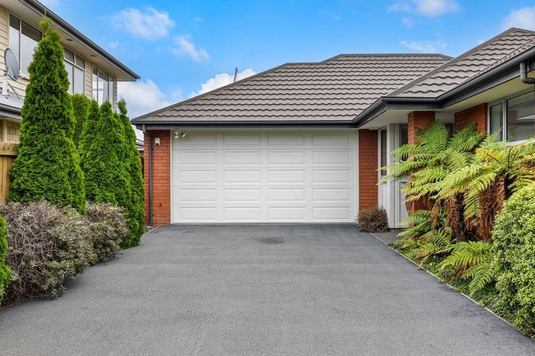 Photo of property in 97b Opawa Road, Opawa, Christchurch, 8023