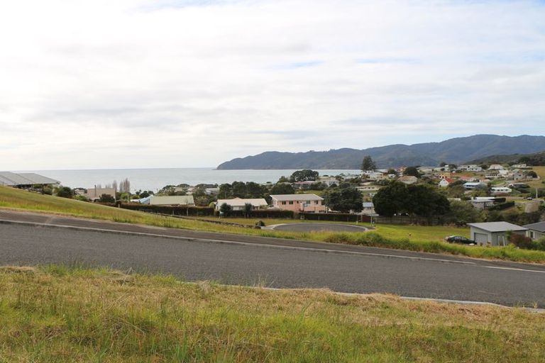 Photo of property in 17 Lori Lane, Coopers Beach, 0420