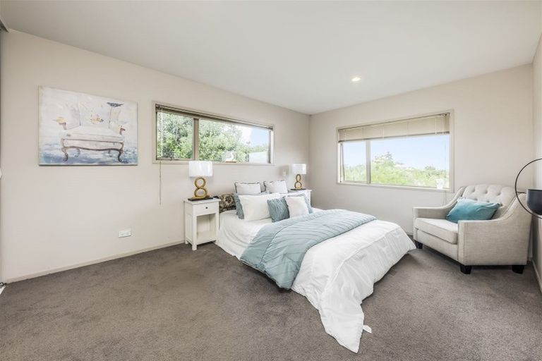Photo of property in 28a Wairere Road, The Gardens, Auckland, 2105
