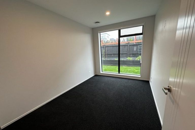 Photo of property in 81 Ridgedale Road, Silverdale, 0932