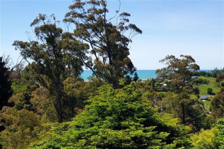 Photo of property in 1/1 Quebec Road, Milford, Auckland, 0620