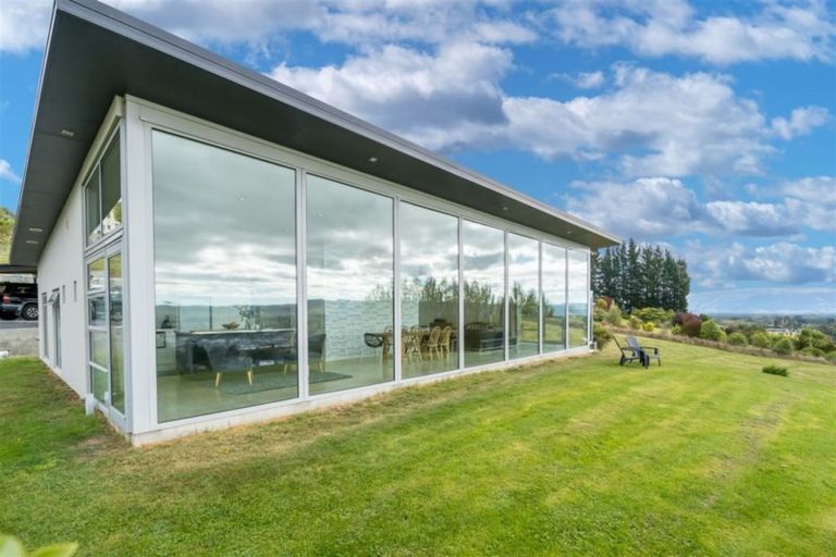 Photo of property in 17 Fairmile Drive, Kinmont Park, Mosgiel, 9024