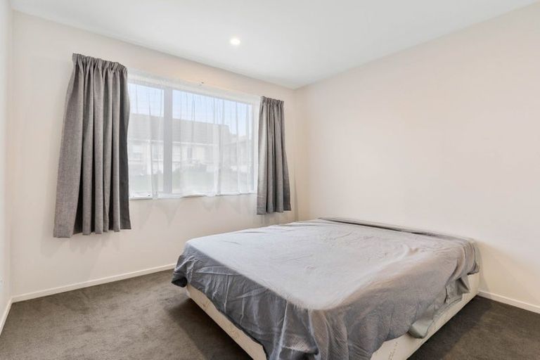 Photo of property in 141d Rangatira Road, Beach Haven, Auckland, 0626