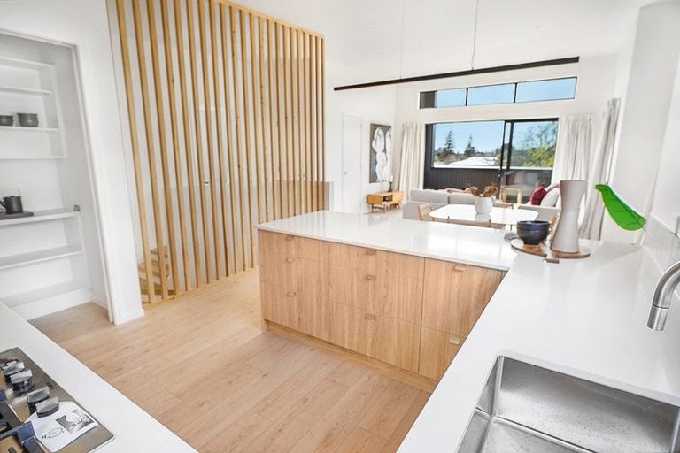 Photo of property in 4/7 Tarbett Road, Hillcrest, Hamilton, 3216