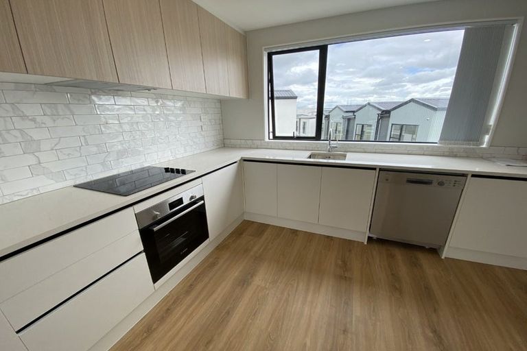 Photo of property in 6 Hinonga Loop, Silverdale, 0932