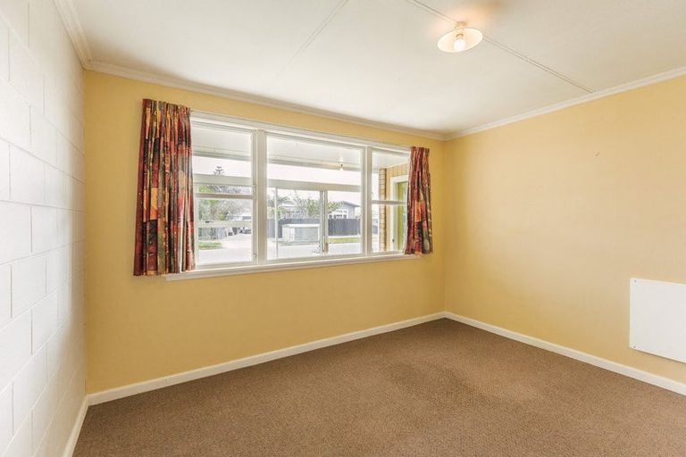 Photo of property in 3 Oakley Street, Palmerston North, 4410