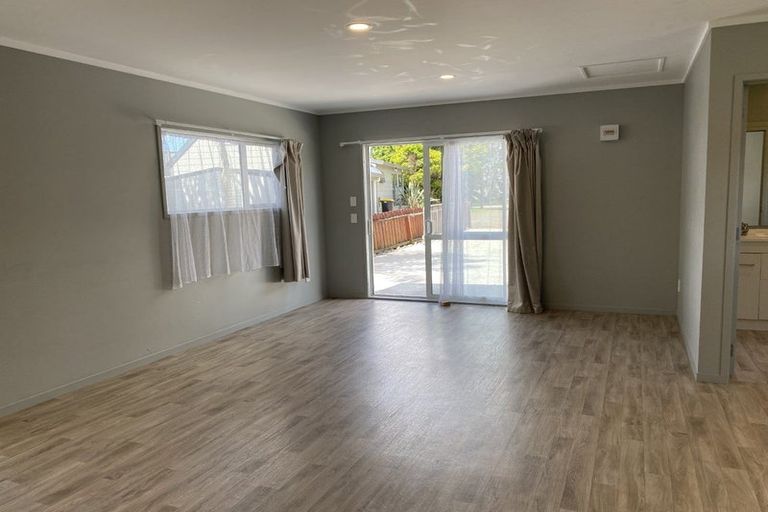 Photo of property in 66 Robinson Road, Whitianga, 3510