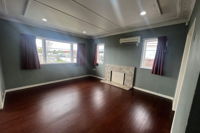 Photo of property in 109 Avalon Drive, Nawton, Hamilton, 3200