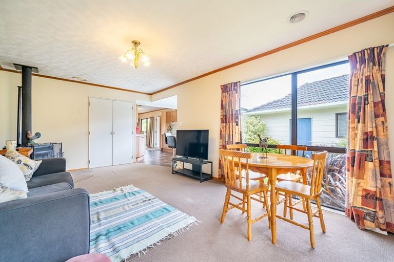 Photo of property in 3 Amber Grove, Birchville, Upper Hutt, 5018