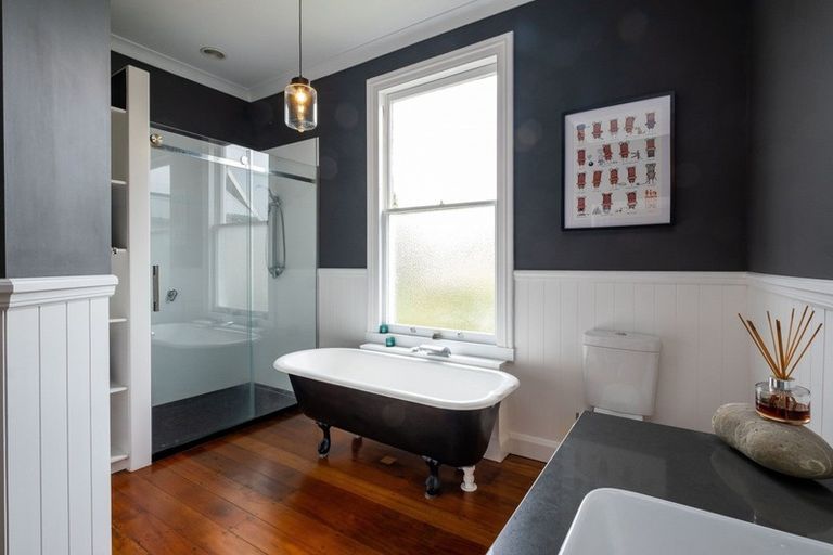 Photo of property in 20 Wheatley Road, Waiohiki, Napier, 4183