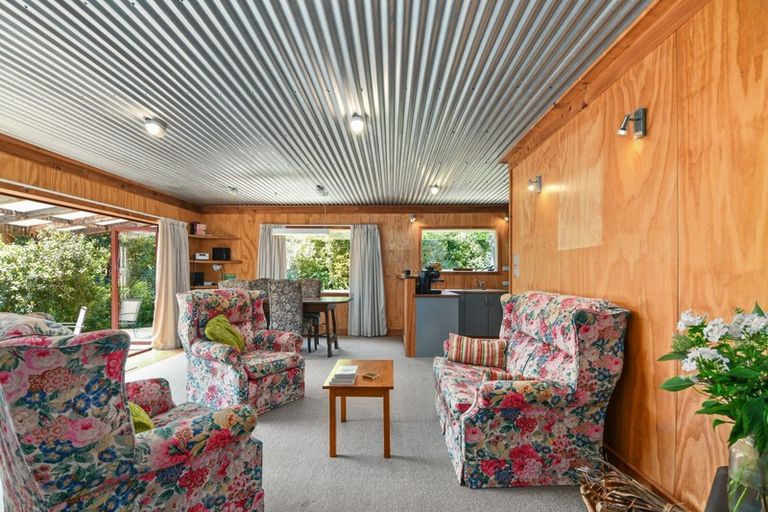 Photo of property in 15 Tukurua Road, Parapara, Takaka, 7182