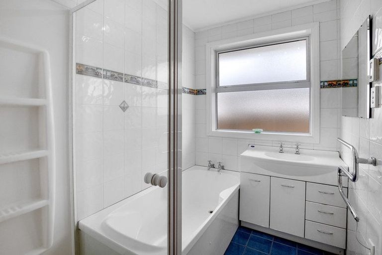 Photo of property in 52 Farrington Avenue, Bishopdale, Christchurch, 8053