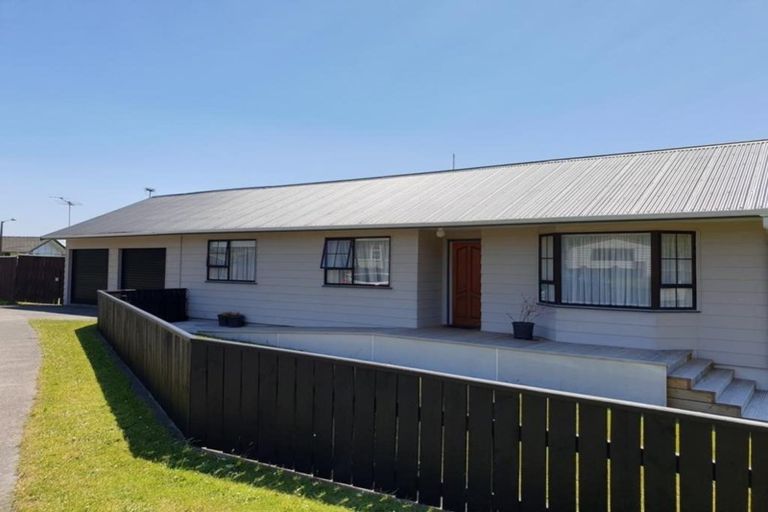 Photo of property in 30 Invercargill Drive, Kelson, Lower Hutt, 5010