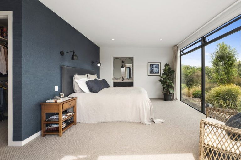 Photo of property in 32 Lacebark Drive, Kinloch, Taupo, 3377