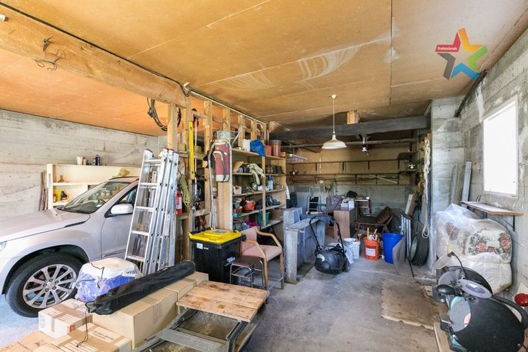 Photo of property in 76 Warwick Street, Wilton, Wellington, 6012