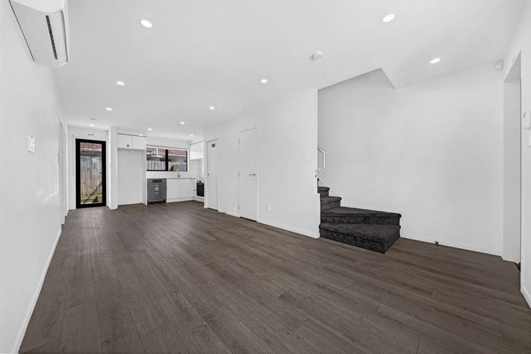 Photo of property in 3/30 Arnwood Street, Manurewa, Auckland, 2102