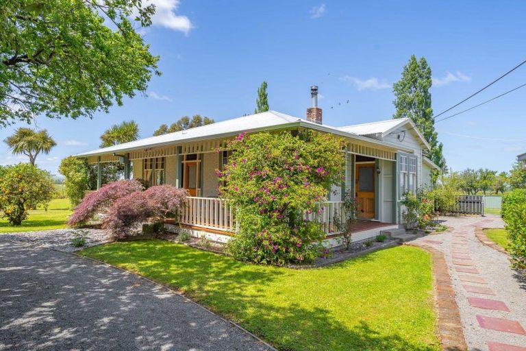 Photo of property in 430 Greytown Bidwills Cutting Road, Morison Bush, Greytown, 5794