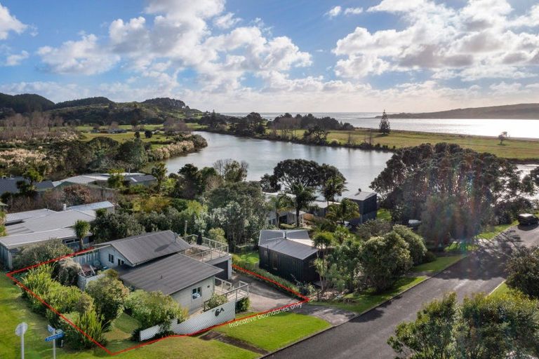 Photo of property in 6a Pokohui Avenue, Raglan, 3225