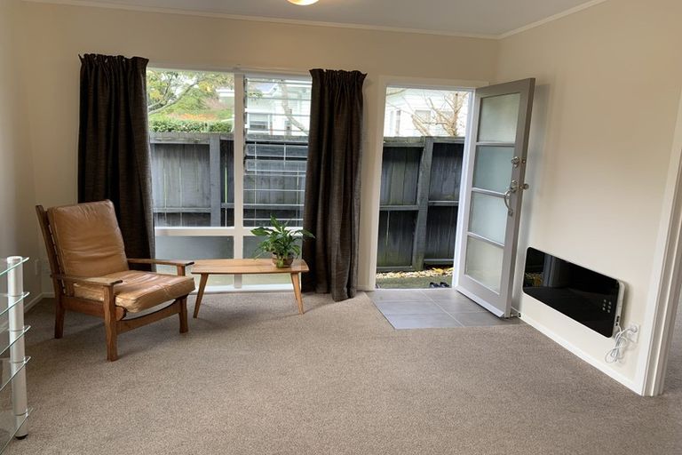 Photo of property in 1/16 Highbury Street, Avondale, Auckland, 1026