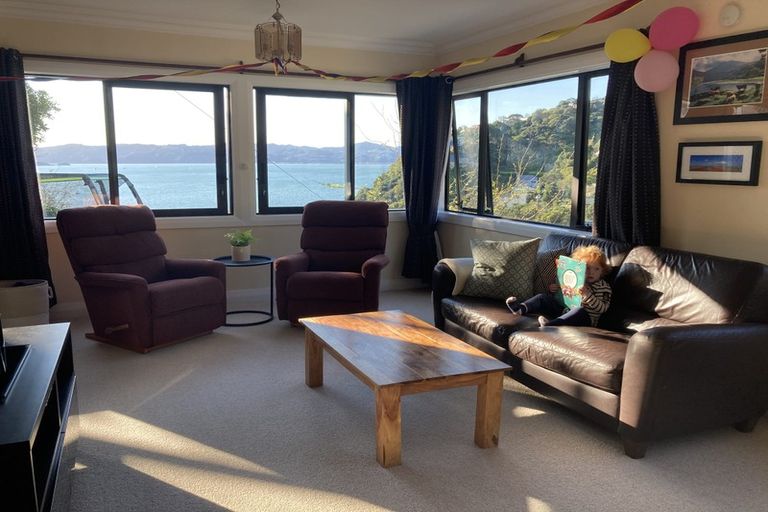 Photo of property in 10 Matai Terrace, Eastbourne, Lower Hutt, 5013