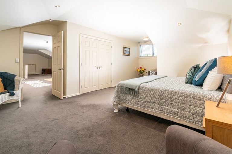 Photo of property in 358 Ngarara Road, Waikanae, 5391