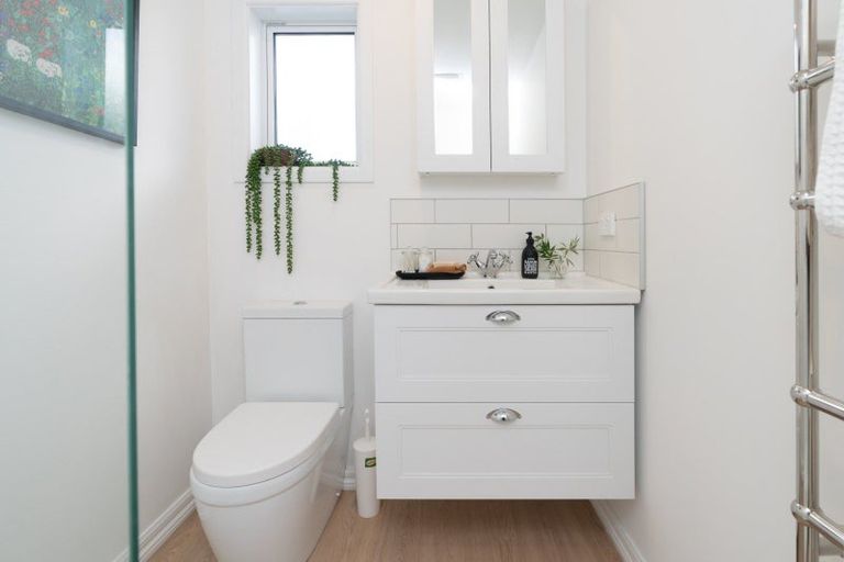 Photo of property in 15 Duppa Street, Berhampore, Wellington, 6023