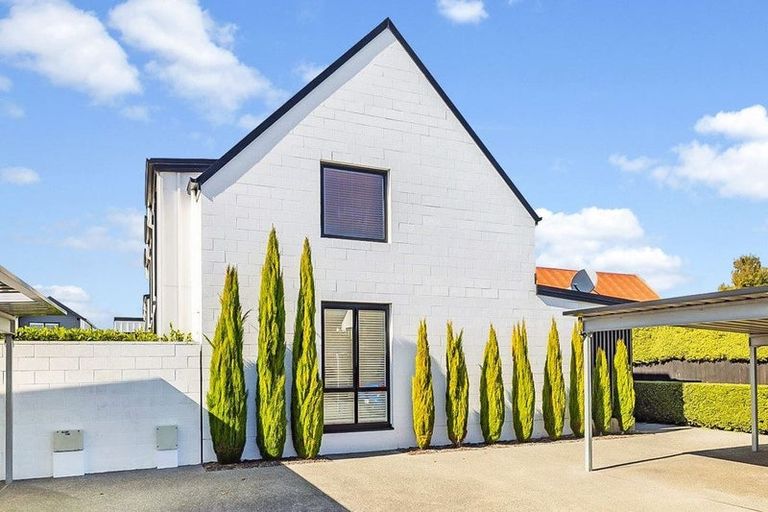 Photo of property in 1036a Colombo Street, St Albans, Christchurch, 8014