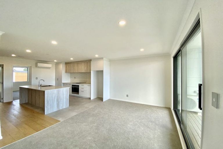 Photo of property in 3/1 Aperira Lane, Wiri, Auckland, 2104