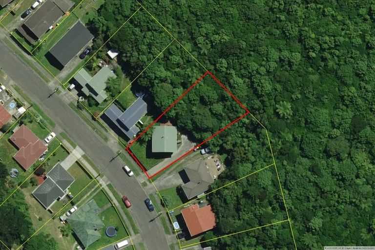 Photo of property in 50 Cardiff Crescent, Cannons Creek, Porirua, 5024