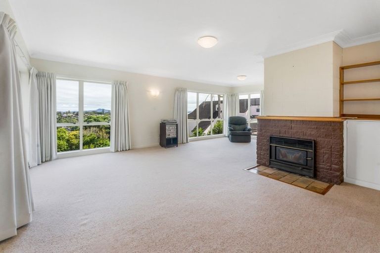 Photo of property in 86 Mellons Bay Road, Mellons Bay, Auckland, 2014