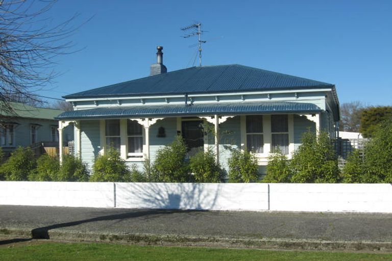 Photo of property in 27 Garrison Street, Carterton, 5713
