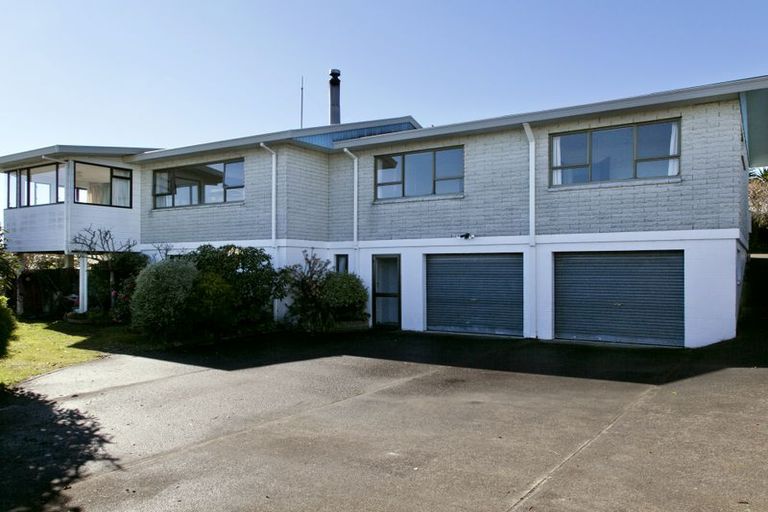 Photo of property in 11 Kempton Place, Richmond Heights, Taupo, 3330