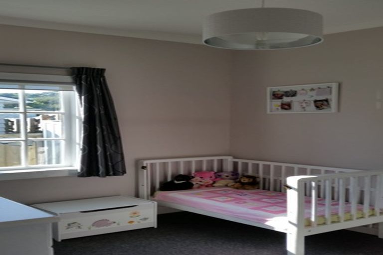 Photo of property in 36 Middleton Road, Johnsonville, Wellington, 6037